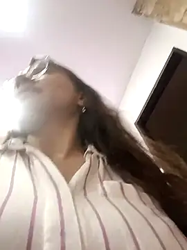 karlamorris  online show from September 20, 3:35 pm