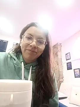 karlamorris  online show from September 23, 1:36 pm