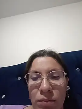 karlamorris  online show from October 27, 1:53 am