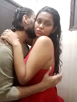 Snapshot of Sexy_DarloSiya chatting on February 20, 5:18 pm Sexy DarloSiya online show from February 20, 5:18 pm