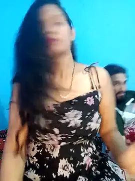 Snapshot of Sexy_DarloSiya chatting on February 22, 7:14 pm Sexy DarloSiya online show from February 22, 7:14 pm