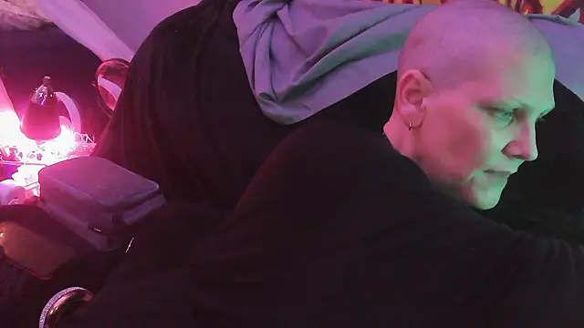 juscjen online show from January 11, 12:37 am