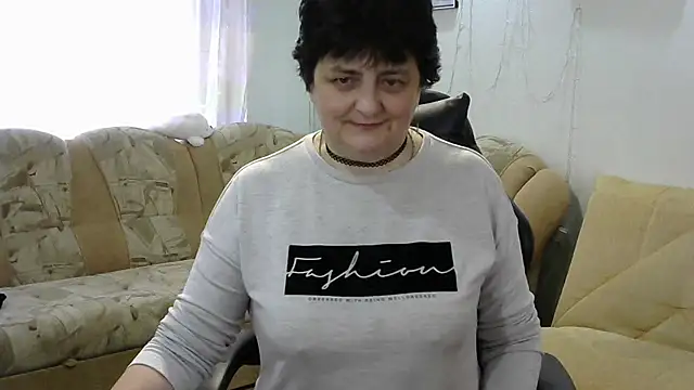 IsXLoves online show from February 26, 10:58 am