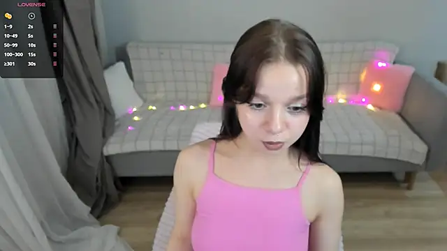 Snapshot of crystal_lilith chatting on February 15, 3:09 pm crystal lilith online show from February 15, 3:09 pm