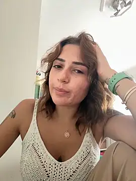 yaprakmericc online show from September 16, 1:45 pm