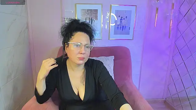 Snapshot of Anita_Muse chatting on December 19, 11:46 pm Anita Muse online show from December 19, 11:46 pm