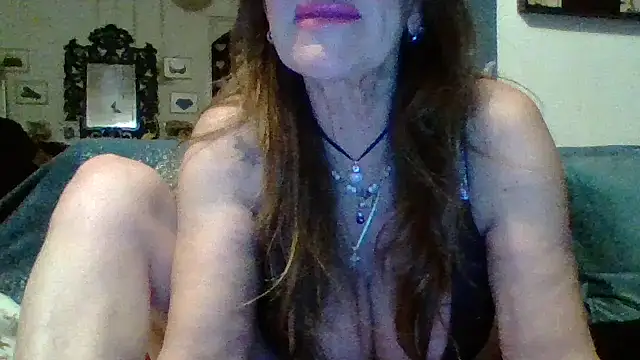 gildamilf online show from March 10, 7:08 pm