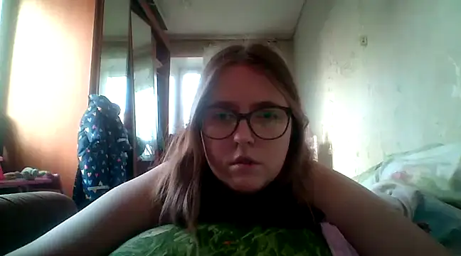 Snapshot of DesireMelissa chatting on January 21, 12:50 pm DesireMelissa online show from January 21, 12:50 pm