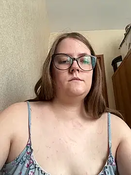 Snapshot of DesireMelissa chatting on March 15, 12:56 pm DesireMelissa online show from March 15, 12:56 pm