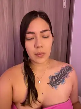 Latina vanessa online show from December 24, 1:49 am