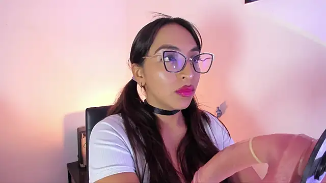 Leticia brownn1 online show from September 23, 6:11 pm