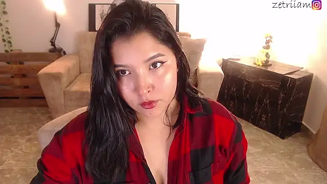 Snapshot of Zetrionn chatting on December 20, 3:02 am Zetrionn online show from December 20, 3:02 am