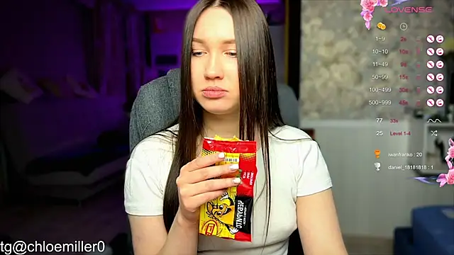 ChloeMillerMeow online show from January 28, 10:01 pm