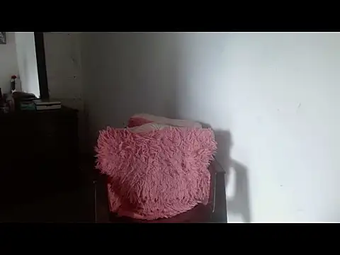 Larry-n-clouds online show from May 30, 9:01 pm