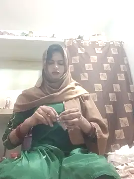 UrvashiRani online show from April 29, 8:37 pm