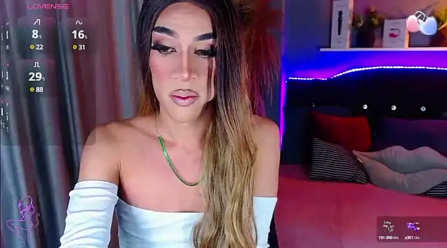 camila hootie online show from March 10, 3:34 am