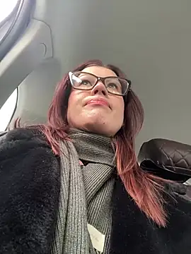 Snapshot of RinaCat chatting on February 16, 5:26 am RinaCat online show from February 16, 5:26 am