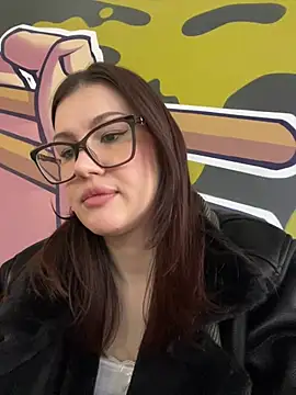 Snapshot of RinaCat chatting on March 13, 8:26 am RinaCat online show from March 13, 8:26 am