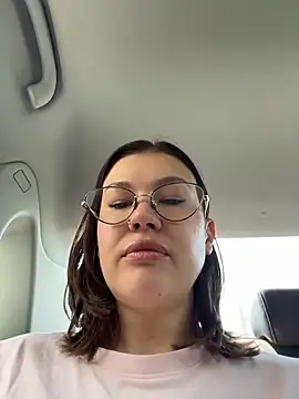 RinaCat online show from June 14, 5:42 am