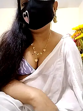 Snapshot of Ameera19 chatting on February 26, 10:47 am Ameera19 online show from February 26, 10:47 am