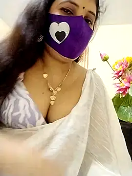 Snapshot of Ameera19 chatting on March 16, 7:06 pm Ameera19 online show from March 16, 7:06 pm