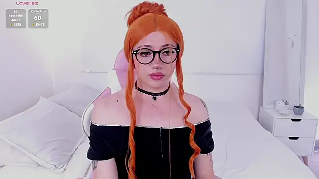 KloeKing   online show from January 27, 9:11 pm