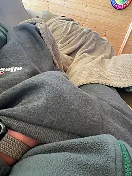 AreiasTuga online show from April 7, 4:07 pm