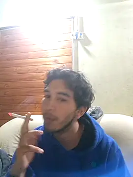 Snapshot of X_xtomas_x chatting on October 11, 4:01 am X xtomas x online show from October 11, 4:01 am