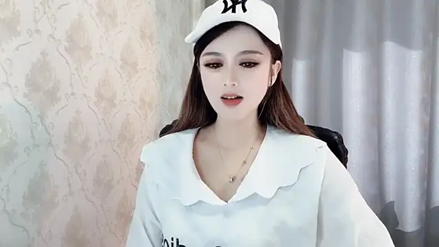 VIWVI online show from March 4, 2:17 am