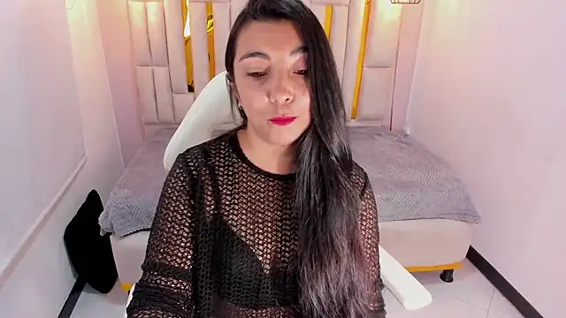 Karla hernandez  online show from March 5, 11:17 am