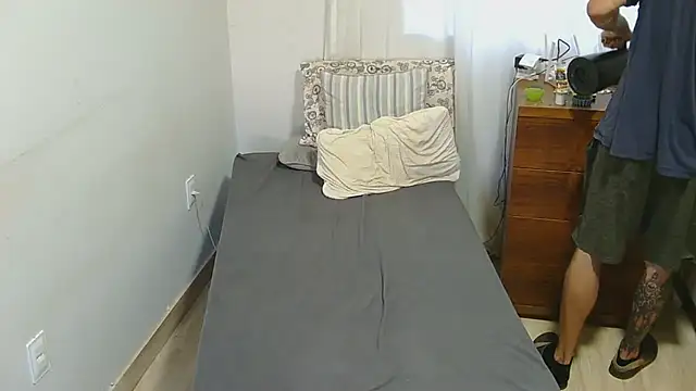 Snapshot of prorafadodoce chatting on February 16, 8:27 pm prorafadodoce online show from February 16, 8:27 pm