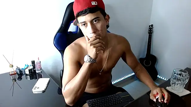 Snapshot of Juan_da01 chatting on January 18, 6:24 am Juan da01 online show from January 18, 6:24 am