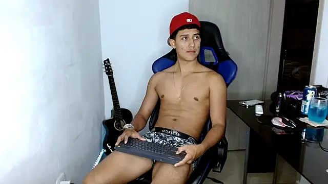 Snapshot of Juan_da01 chatting on February 6, 3:16 am Juan da01 online show from February 6, 3:16 am