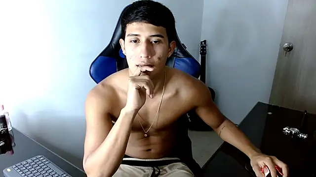 Snapshot of Juan_da01 chatting on February 19, 12:35 am Juan da01 online show from February 19, 12:35 am