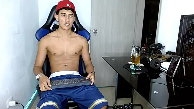 Snapshot of Juan_da01 chatting on March 5, 12:27 am Juan da01 online show from March 5, 12:27 am