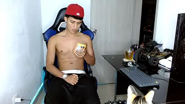 Snapshot of Juan_da01 chatting on March 7, 4:13 am Juan da01 online show from March 7, 4:13 am