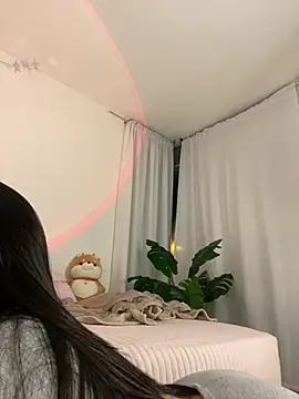 Snapshot of montmariana chatting on February 14, 1:13 am montmariana online show from February 14, 1:13 am