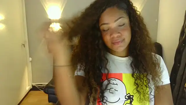 ashley Tompson1 online show from January 16, 12:20 pm