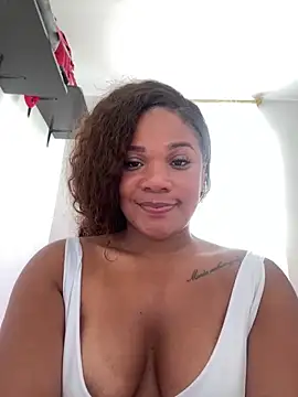 ashley Tompson1 online show from January 17, 4:15 pm