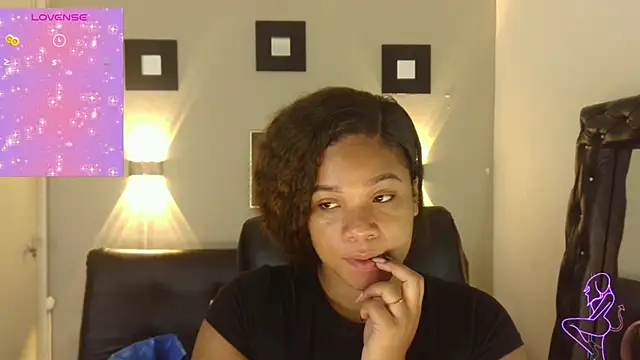 ashley Tompson1 online show from February 10, 12:18 pm