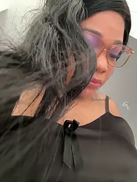 ashley Tompson1 online show from November 13, 12:59 pm