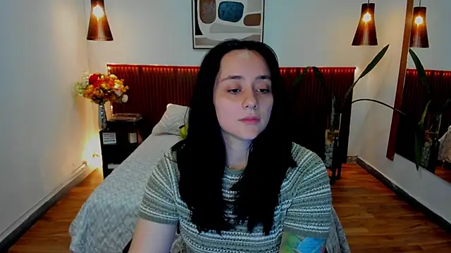 KatherineBond online show from March 17, 6:33 pm