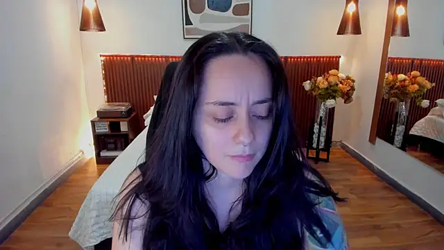 KatherineBond online show from June 2, 7:16 pm