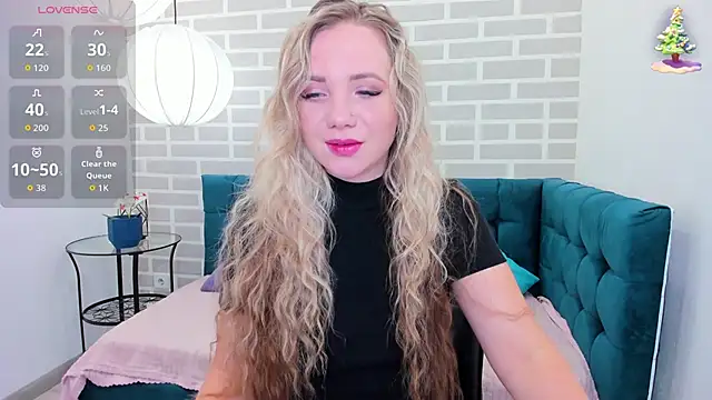 EvaMoran online show from June 22, 1:40 am