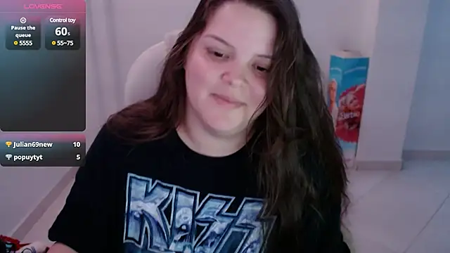 Snapshot of Gabiwaifu chatting on December 7, 6:54 am Gabiwaifu online show from December 7, 6:54 am