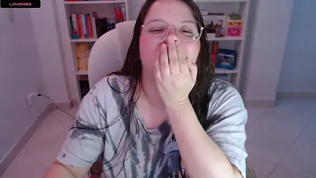 Snapshot of Gabiwaifu chatting on February 2, 10:39 pm Gabiwaifu online show from February 2, 10:39 pm