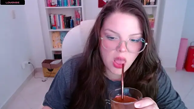 Snapshot of Gabiwaifu chatting on March 2, 8:18 pm Gabiwaifu online show from March 2, 8:18 pm