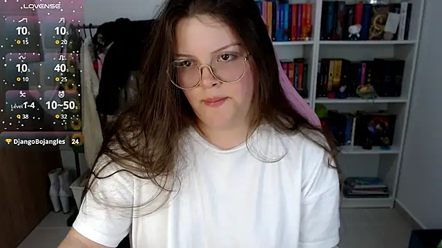 Snapshot of Gabiwaifu chatting on September 12, 6:13 am Gabiwaifu online show from September 12, 6:13 am