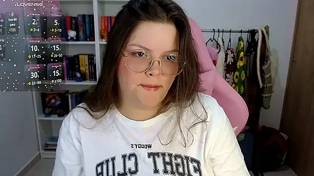 Snapshot of Gabiwaifu chatting on September 28, 9:42 pm Gabiwaifu online show from September 28, 9:42 pm