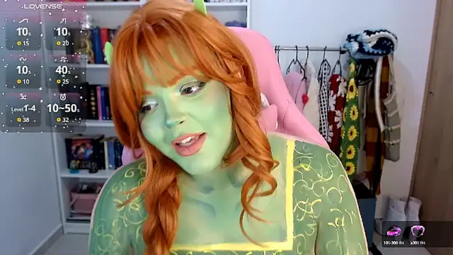 Snapshot of Gabiwaifu chatting on October 8, 12:52 am Gabiwaifu online show from October 8, 12:52 am